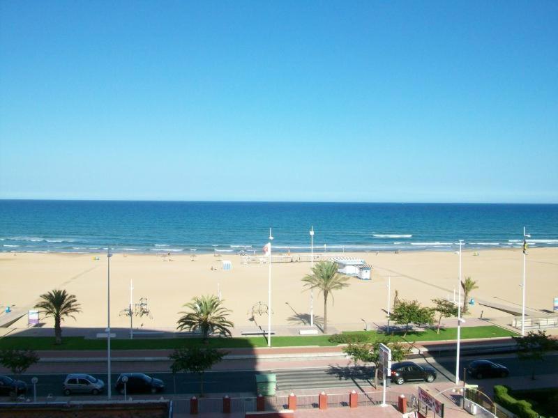 Con Vistas Al Mediterraneo Playa de Gandia Екстериор снимка