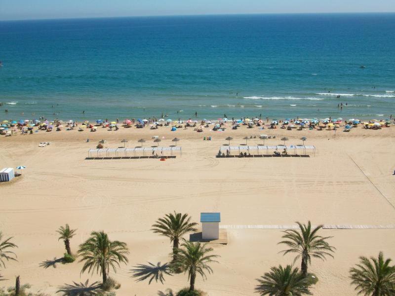 Con Vistas Al Mediterraneo Playa de Gandia Екстериор снимка