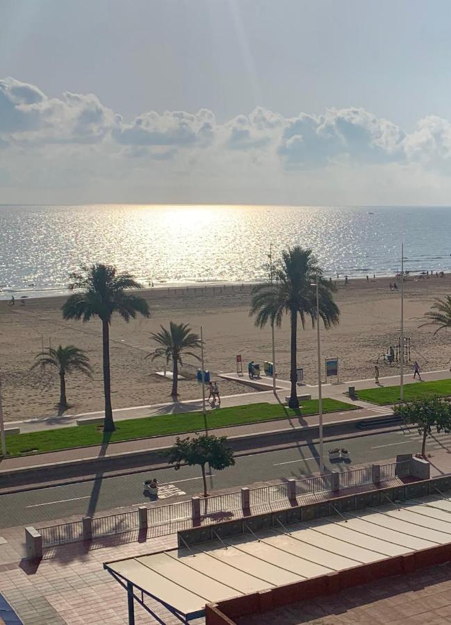 Con Vistas Al Mediterraneo Playa de Gandia Екстериор снимка